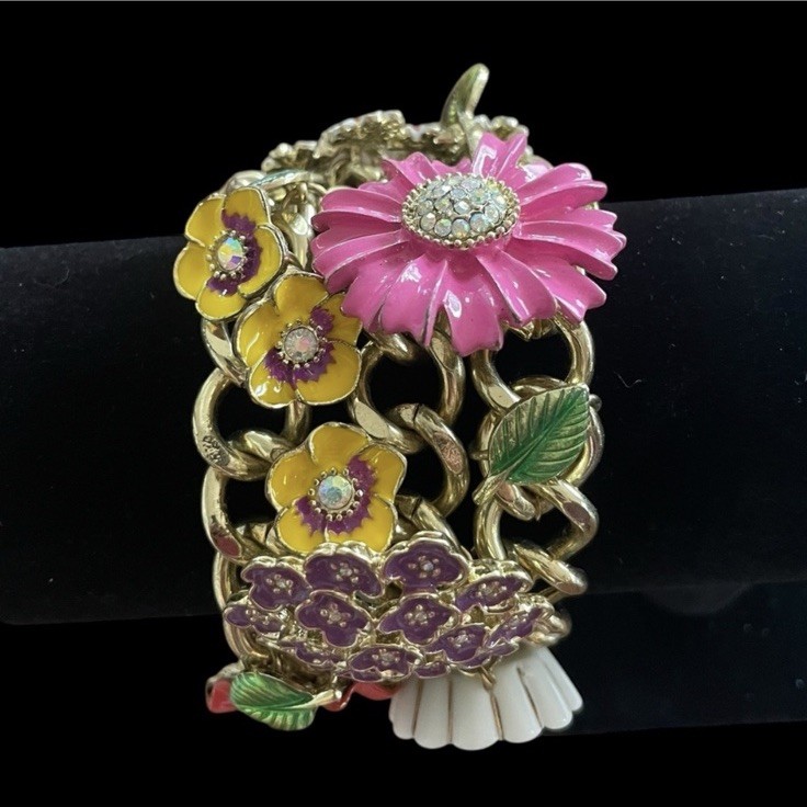 BETSEY JOHNSON Rare Floral Bouquet Gold-Tone Bracelet