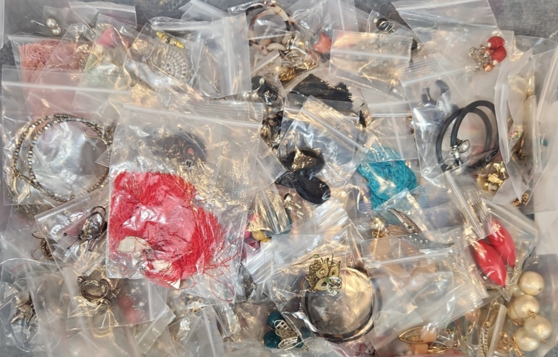 Jewelry Wearable Earring Collection 5 Lbs Matched Pairs Lot #687 See Description