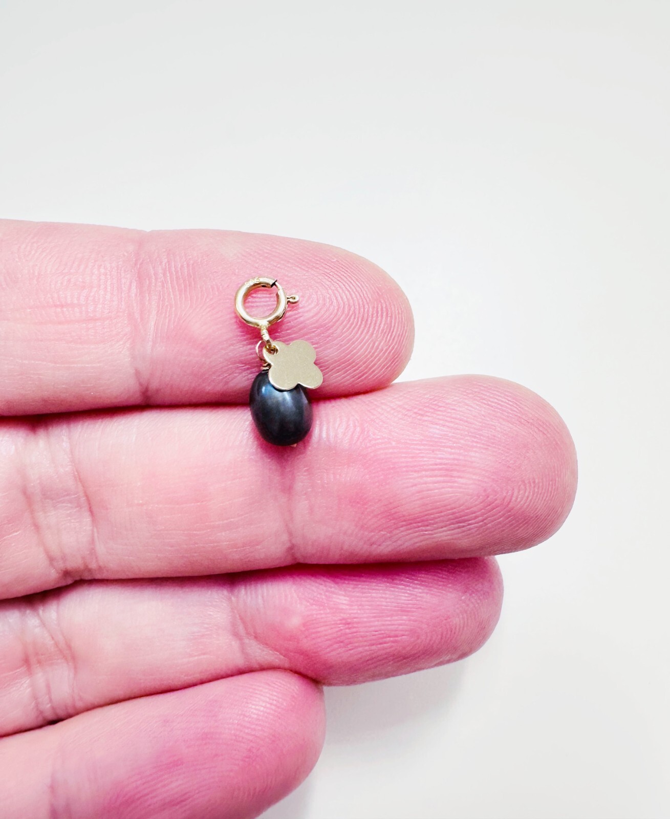 14K Solid Yellow Gold Mini Peacock Pearl & Clover Charm Pendant w/Spring Clasp