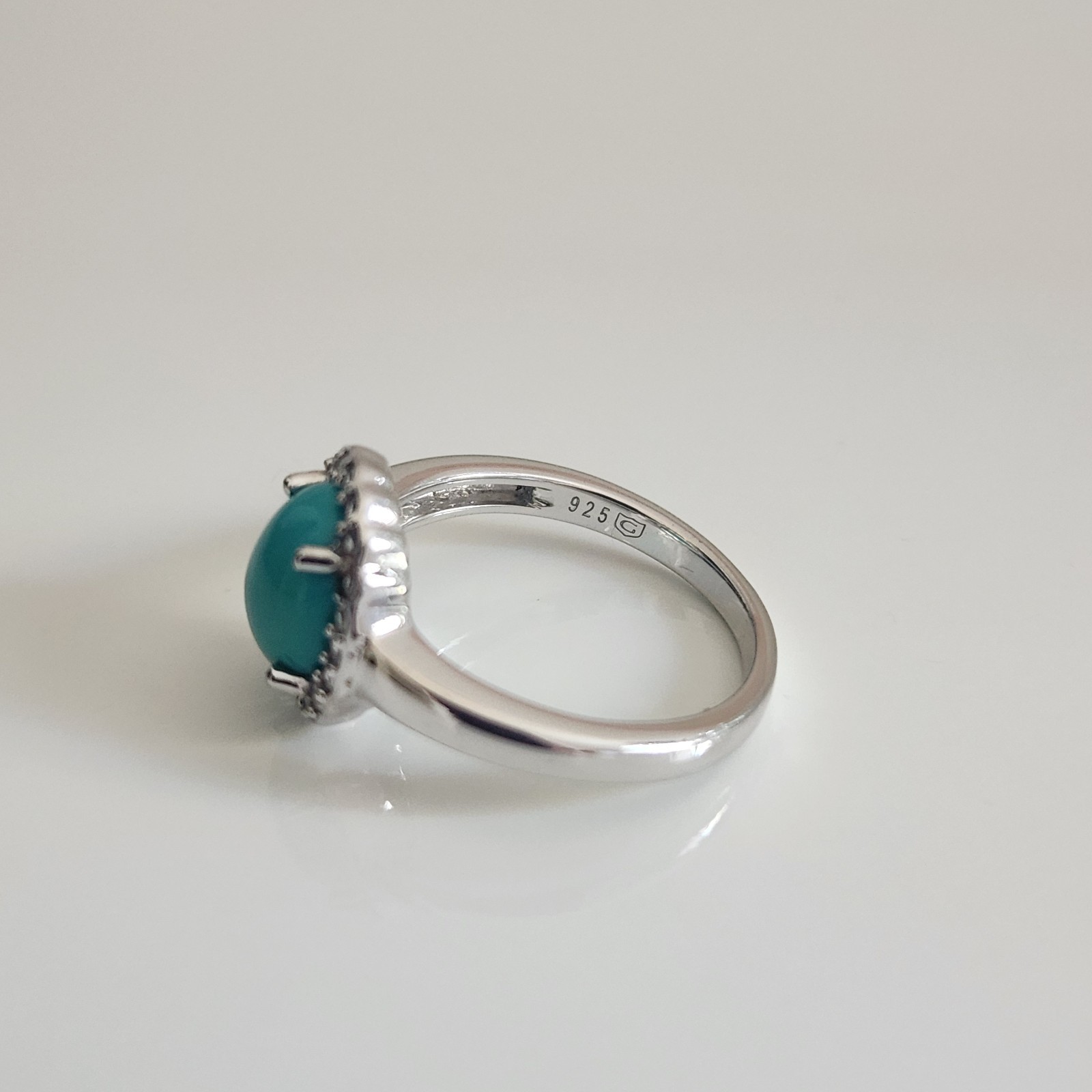 Sleeping Beauty Turquoise Ring with White Zircon in Sterling Silver 1.87cts