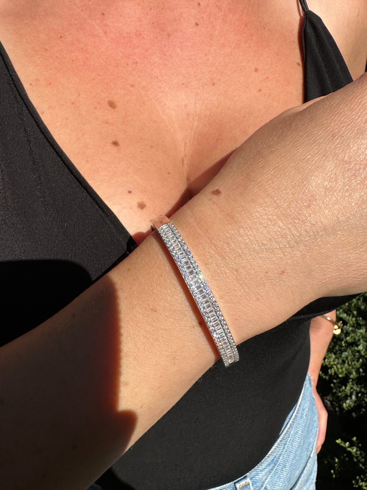 Gorgeous Solid 925 Sterling Silver Bangle Bracelet Iced Simulated Diamonds