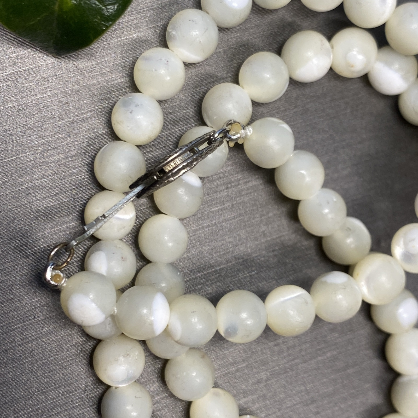 Vintage Art Deco Necklace Estate Fine Jewelry Pre-owned MOP Pearl Bead Sterling
