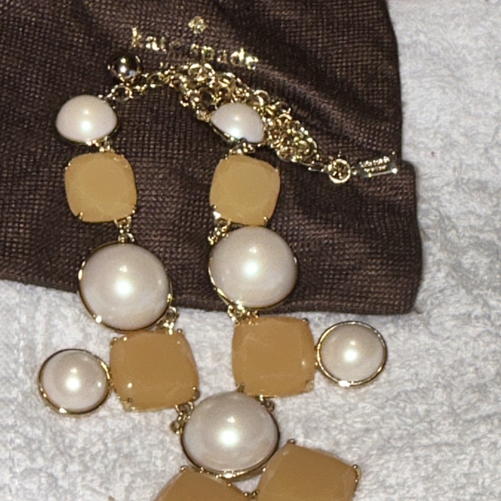 kate spade new york Gold Tone Statement Cable Chain Necklace Faux Pearl Beige