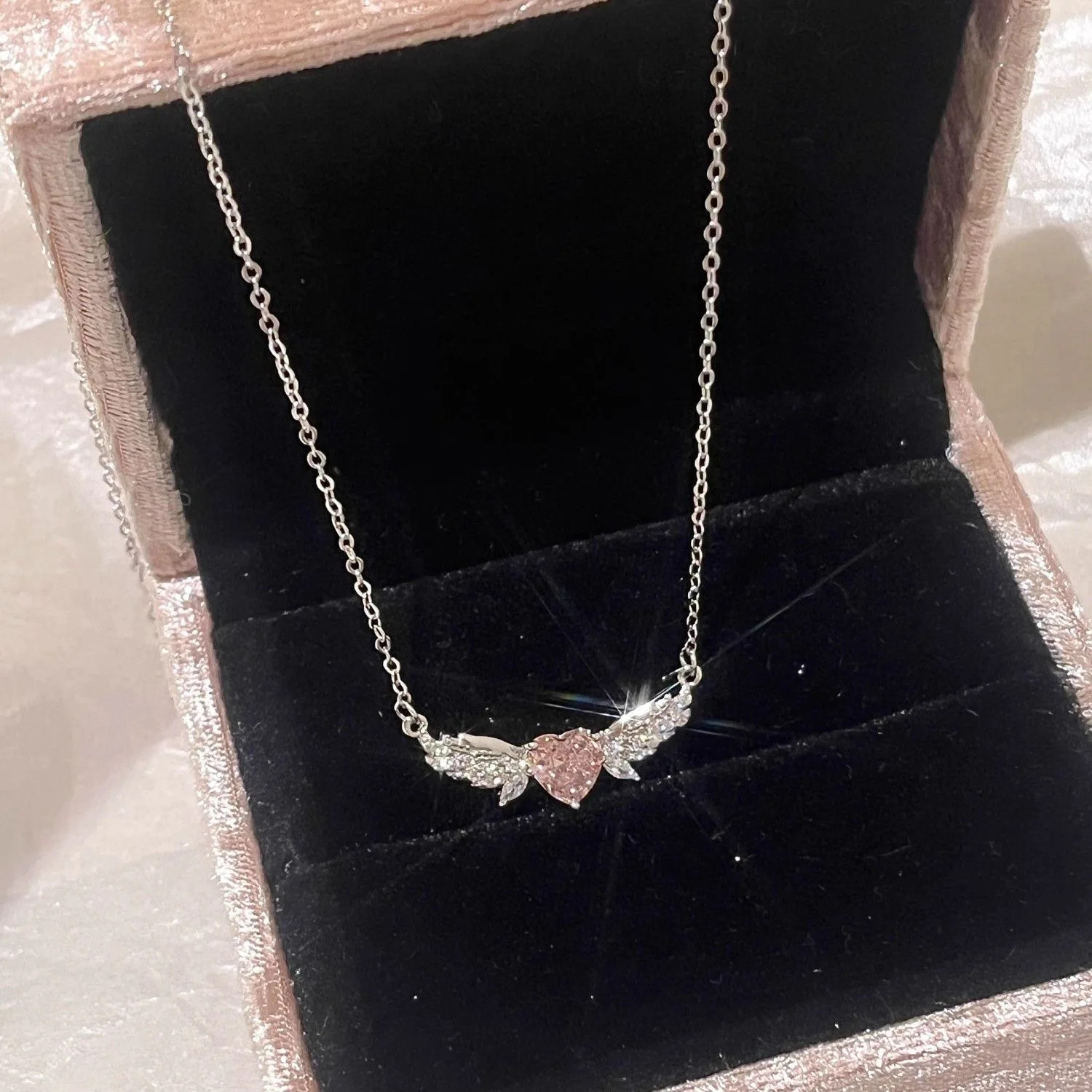 Crystal Angel Wings Pink Heart Pendant Necklace Women Clavicle Chain Choker