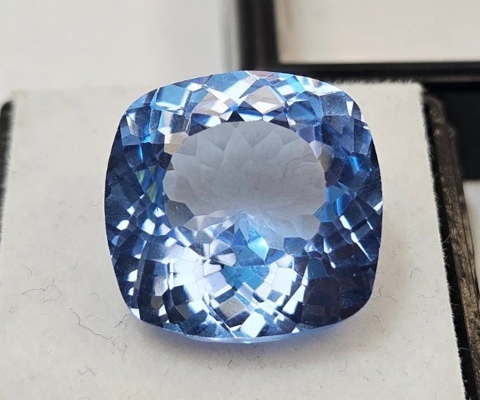 VVS Quality Sapphire Blue Cushion Cut 10-12 Ct For Pendant Making Loose Gemstone