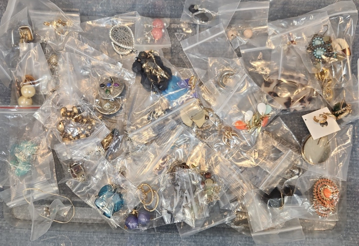 Jewelry Wearable Earring Collection 5 Lbs Matched Pairs Lot #687 See Description