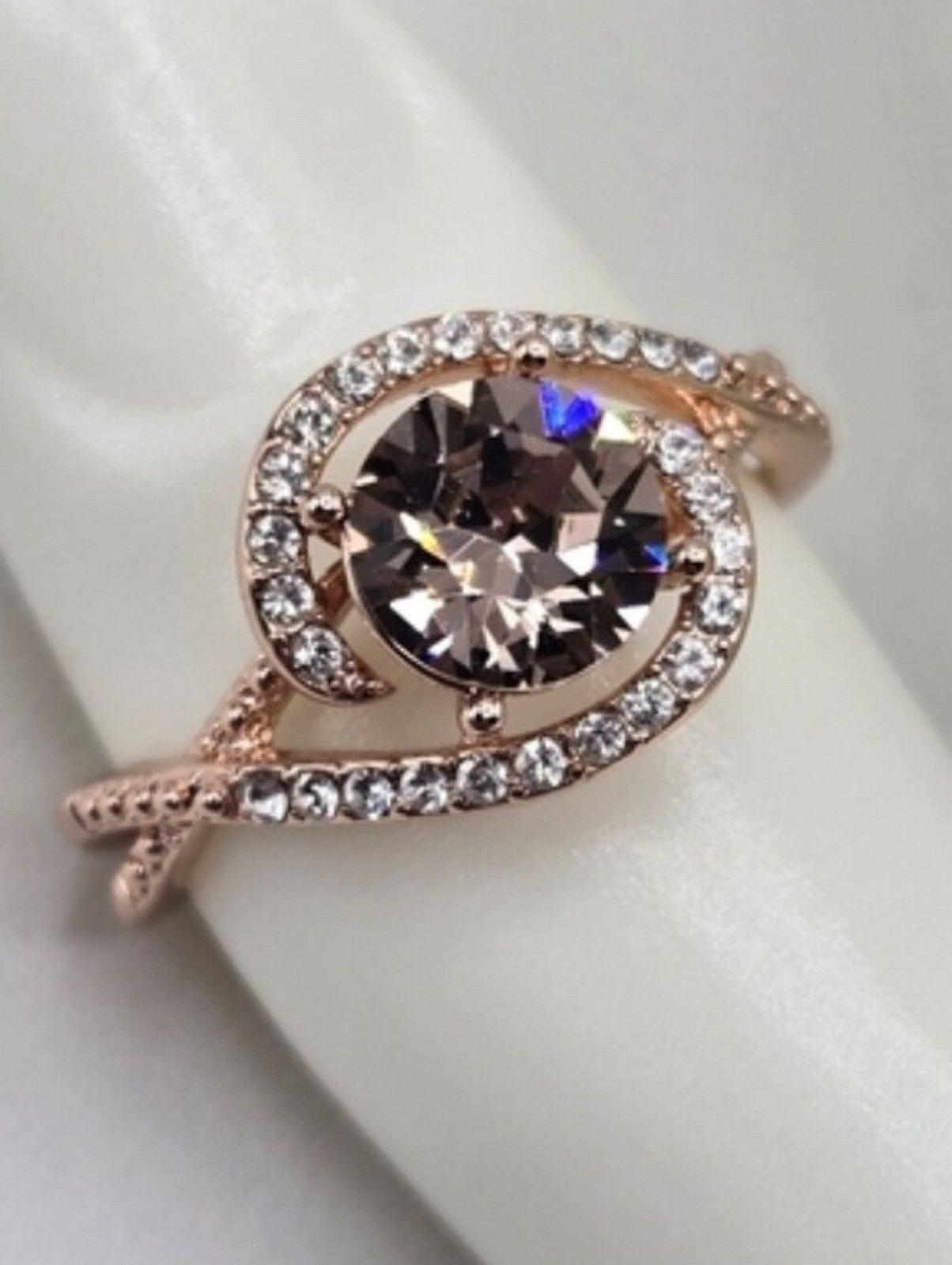 Swarovski Crystal Elements Rose Gold Statement Ring Pink Champagne Size 7.75