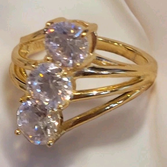 Fusion Creations Yellow Gold 925 Sparkling CZ Cocktail Ring Sz 6 Signed