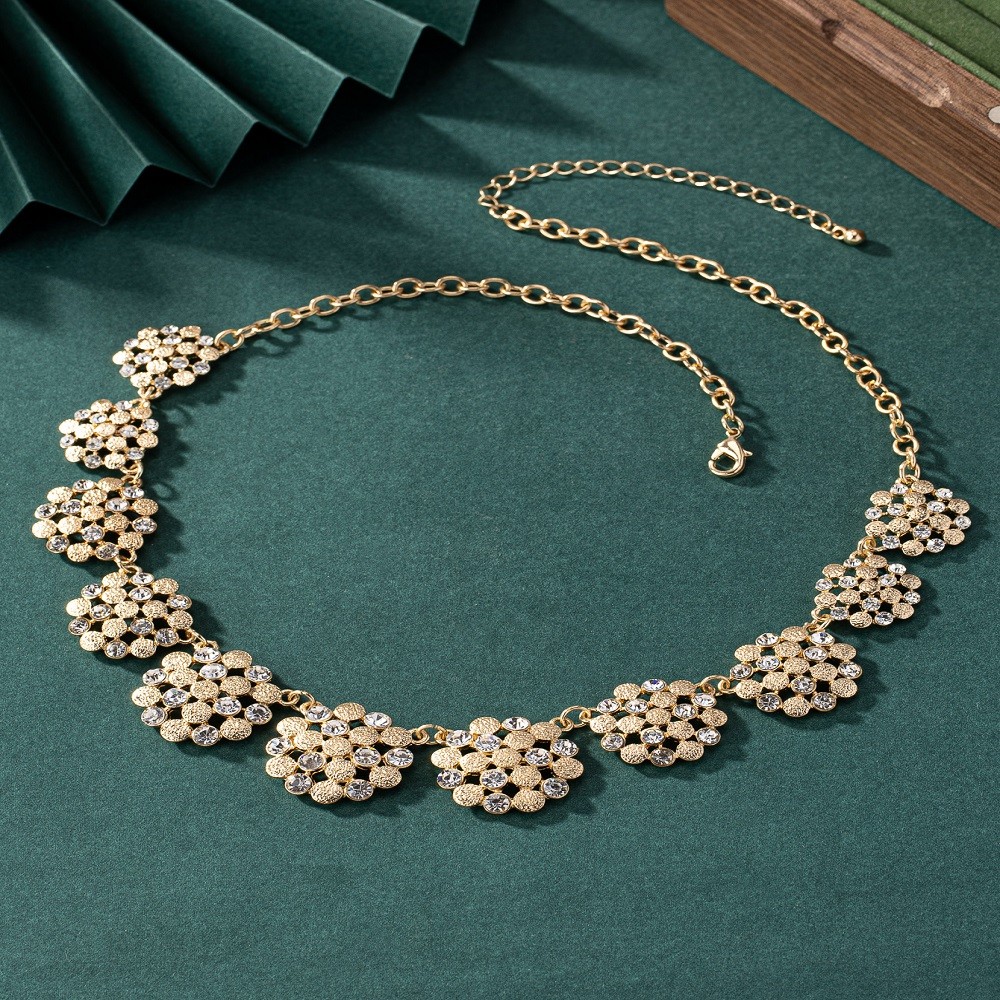 Matte Geometric Snowflake Pendant Necklace Gold Alloy Adjustable Chain