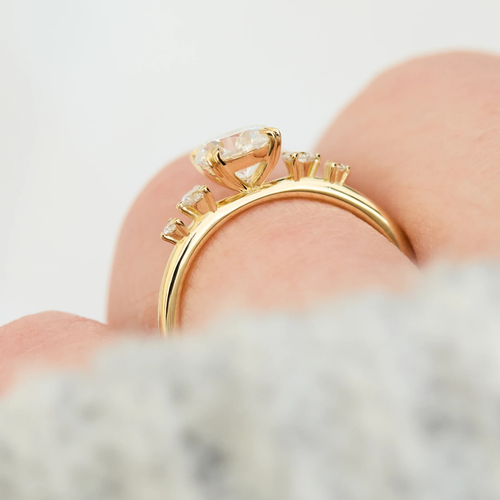 IGI 1.25 Ct Round Cut EF/VS1 Lab Grown Diamond Solitaire Ring 14K Yellow Gold