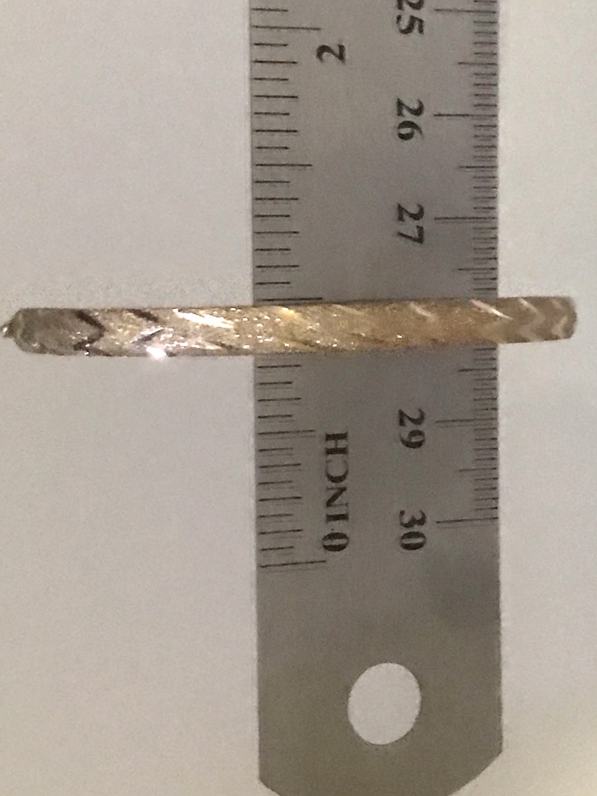 Beautiful 10k Yellow Gold Diamond Cut Laser Bangle Bracelet Size 7.5”
