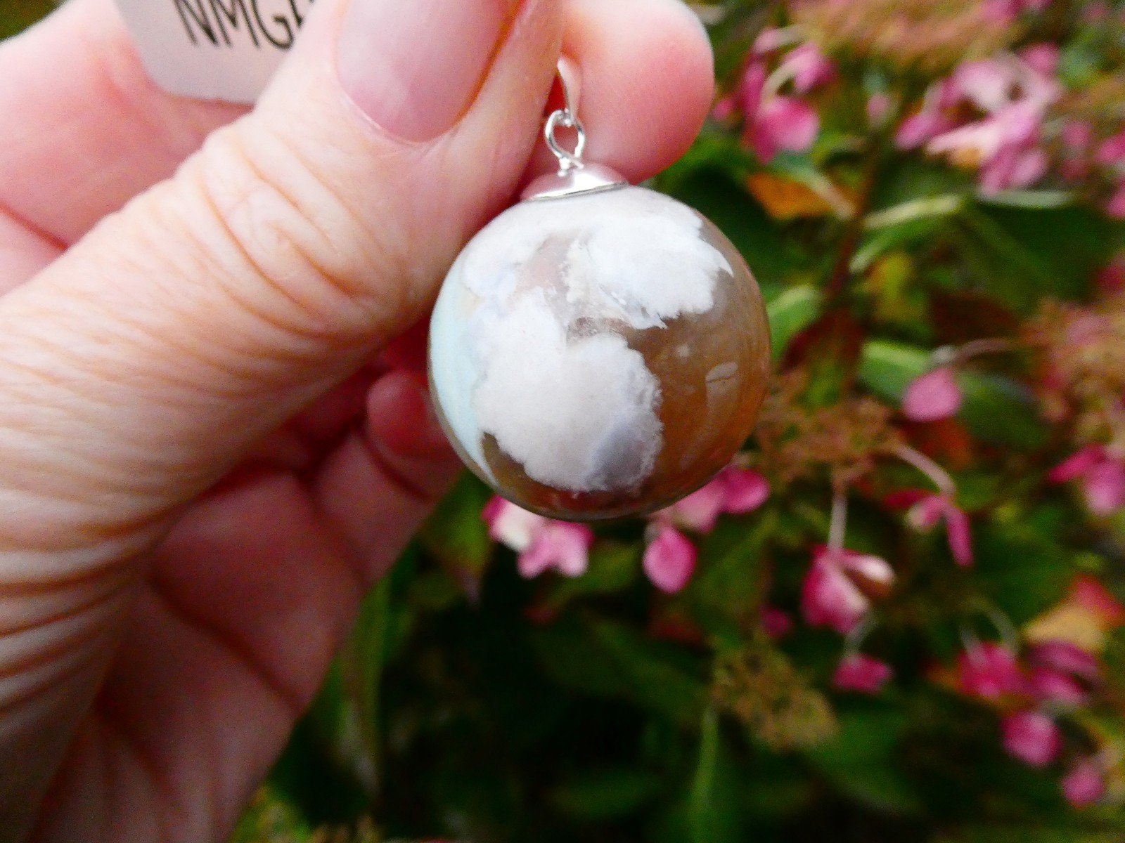 87.5cts Sakura Agate Sterling Silver 26mm Round Pendant Gemporia Info Card Bag
