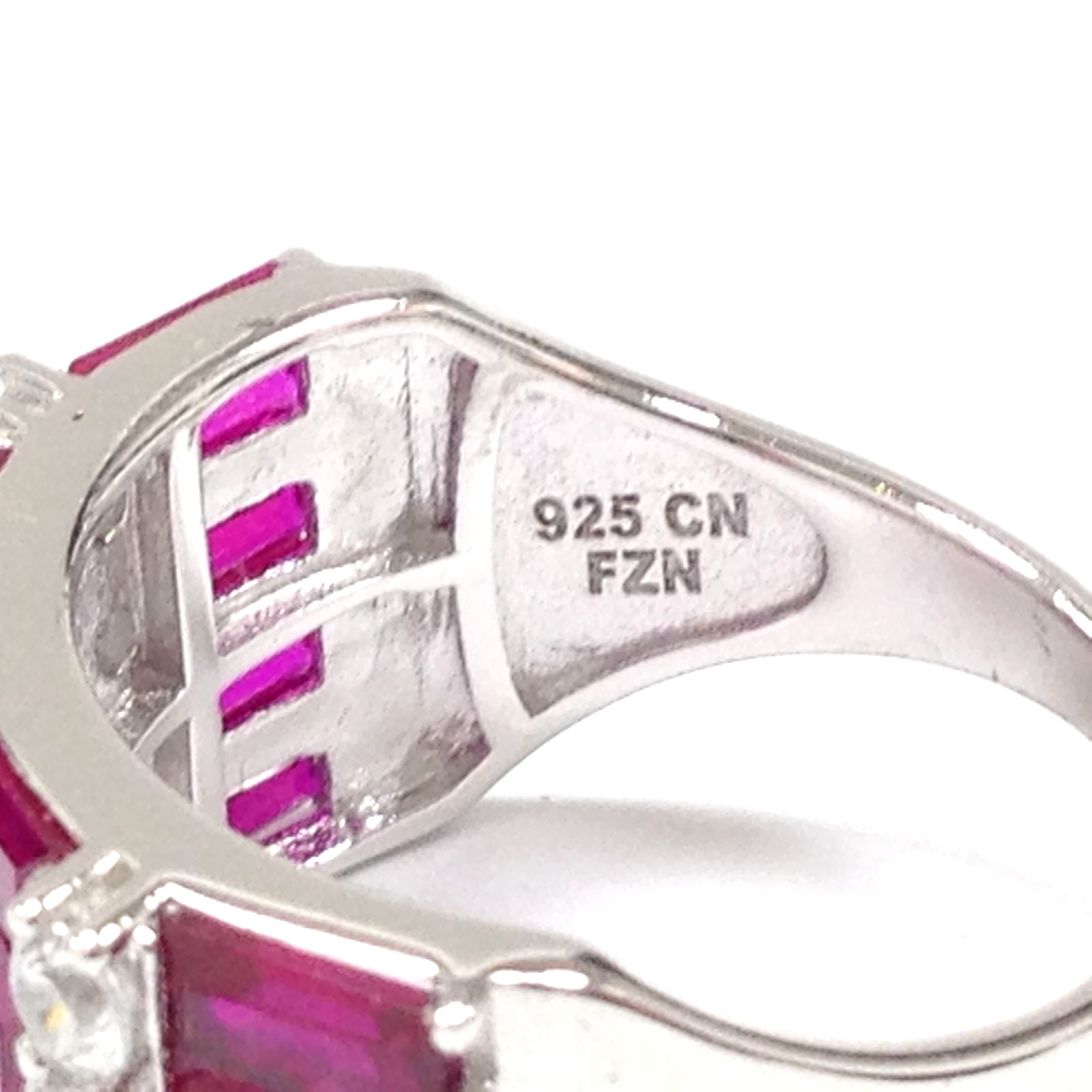 FZN Fuzion Creations Sterling Silver Channel Set Red Stone Ring Size 8 Jewelry
