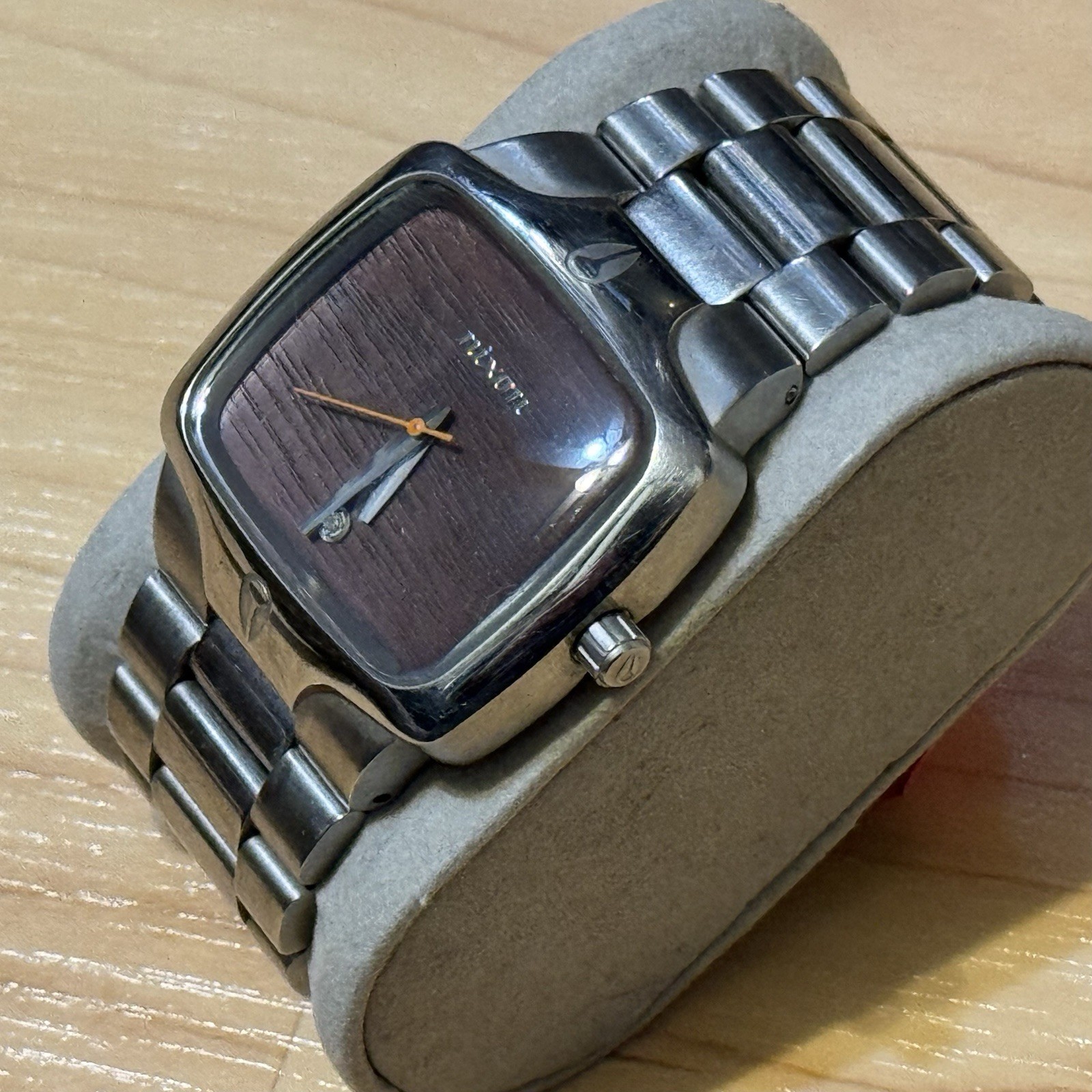 Nixon The Player Yes It’s Real Wood Grain Dial Men’s Analog Surf Watch RUNNING