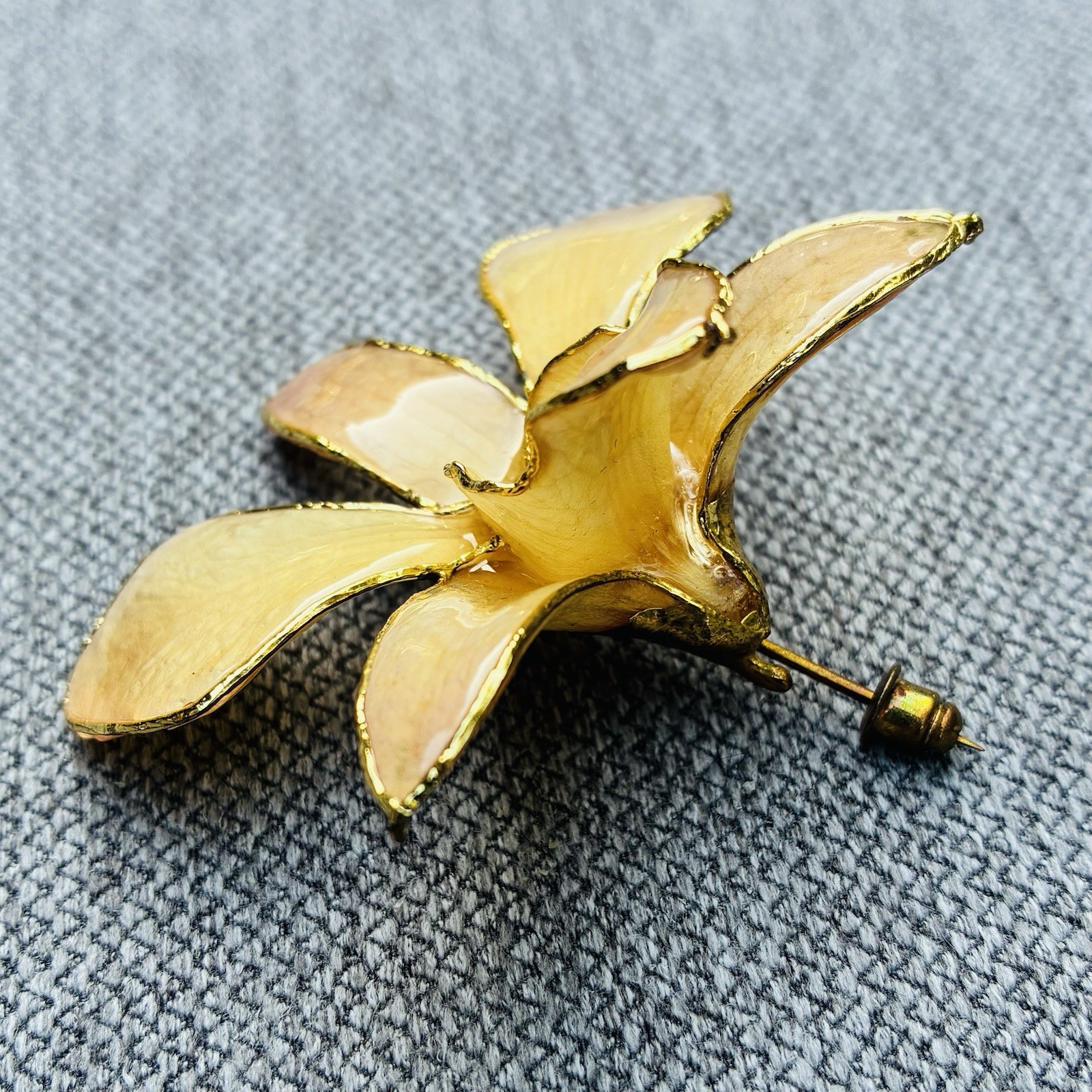 1980’s Vintage Natural Preserved Orchid Brooch Lapel Pin 24k gold plate.