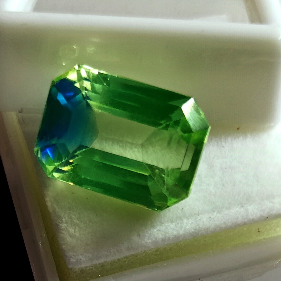 Excellent1 2.10Ct Emerald Cut Natural Pitambri Sapphire Certified Loose Gemstone