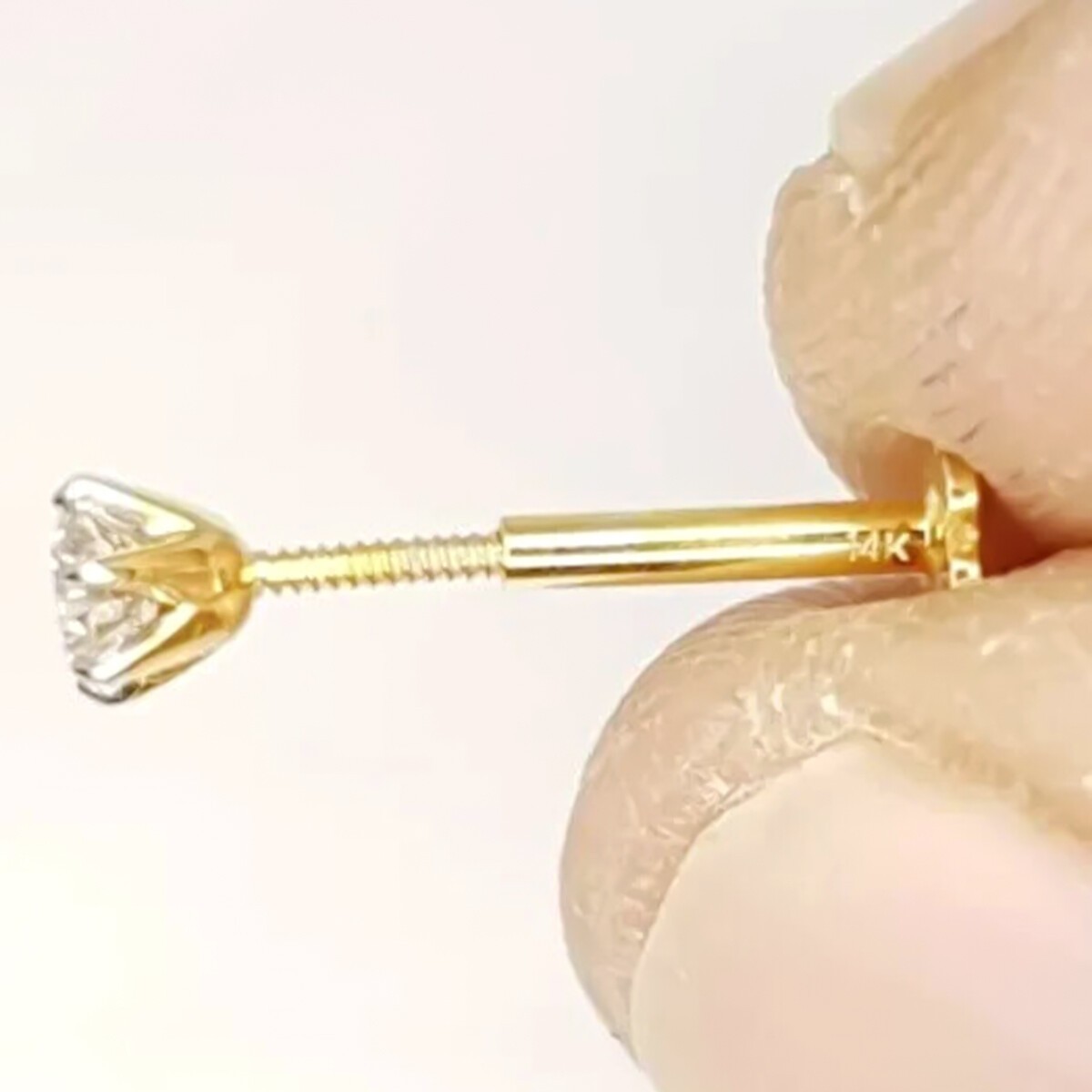 2.50mm Round Cut Natural Diamond Screw Back Women & Nose Pin 14k Yellow Gold