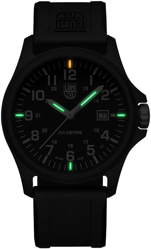 Luminox X2.2401 PATAGONIA CARBONOX 2400 Series 43mm black PU Men’s Watch NEW