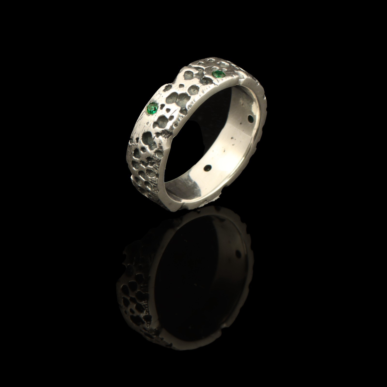 Emerald Handmade Oxidized 925 Sterling Silver Lunar Crater Band Ring Jewelry