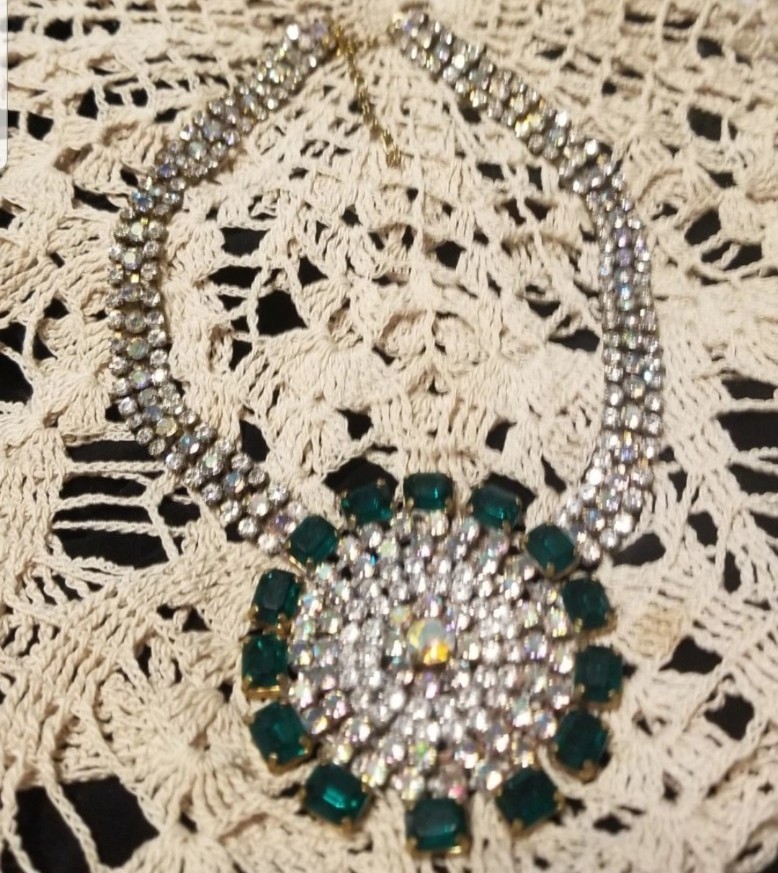 Bijoux M.G. Czech Republic 1940-1950 Antique Necklace,16″, 3″Crystal Medallion