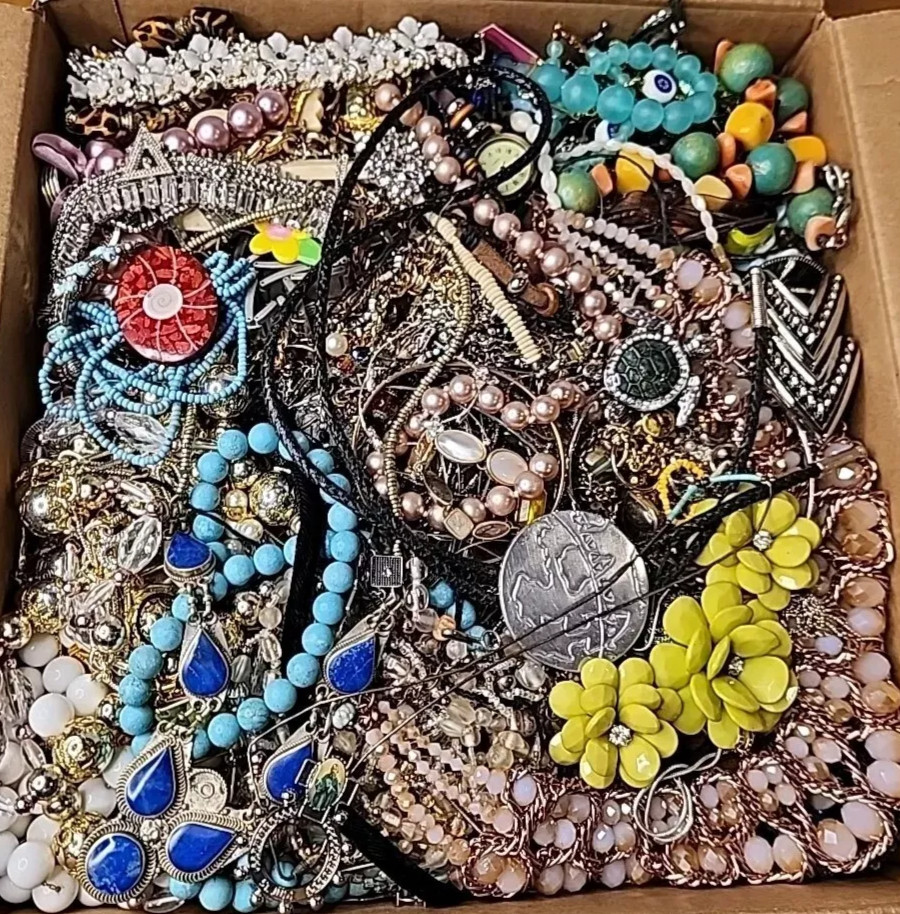 3 Poun Unsearched Jewelry Lot VTG & Now Junk & Wear & Resell Craft FUN Free Ship