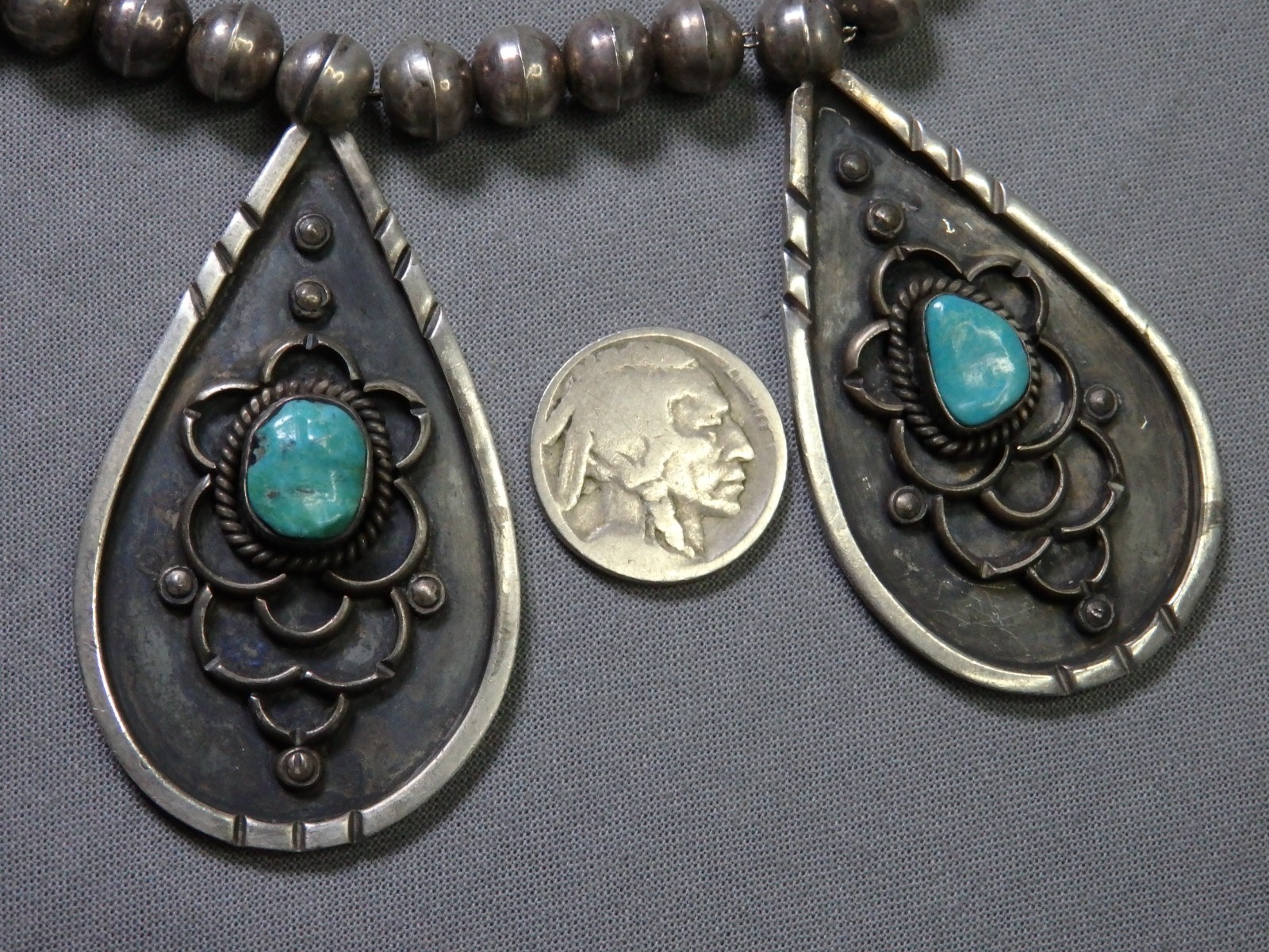 113g ZUNI Carved Arizona TURQUOISE Sterling Silver 2.5″ Pendants 17.3″ Necklace