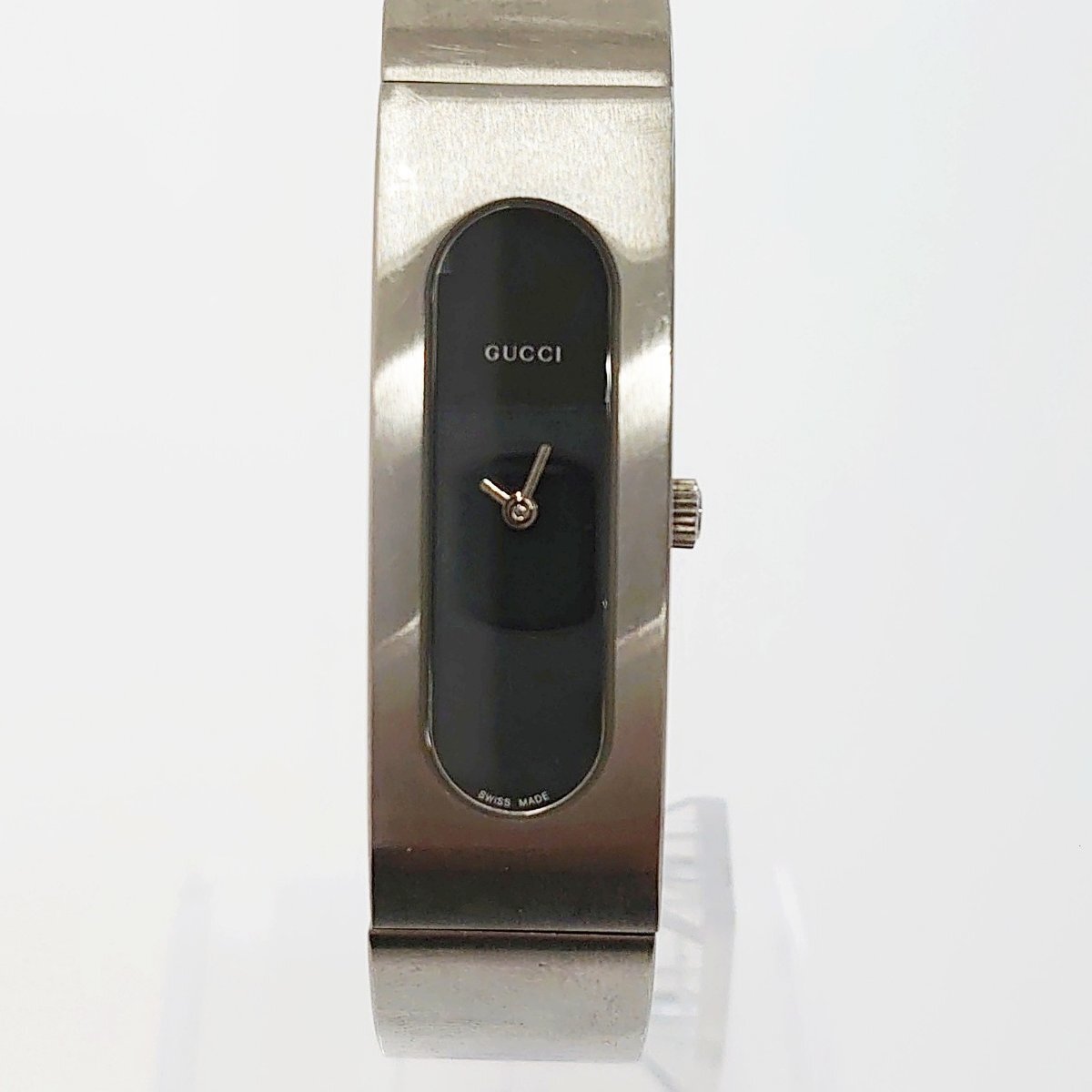 GUCCI 2400S Bangle Watch Quartz Silver Stainless Steel Black Dial Very Good