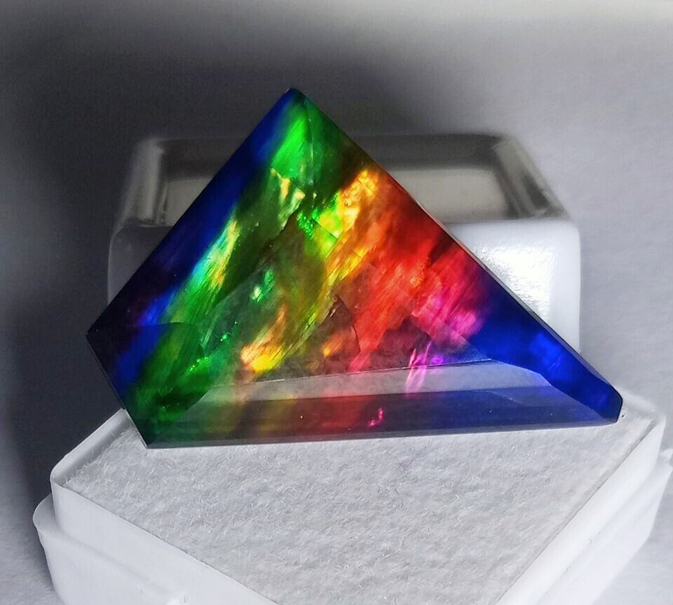 Opal-Like Organic Natural Ammolite 30-32 Ct Loose EGL Certified Doublet Gemstone