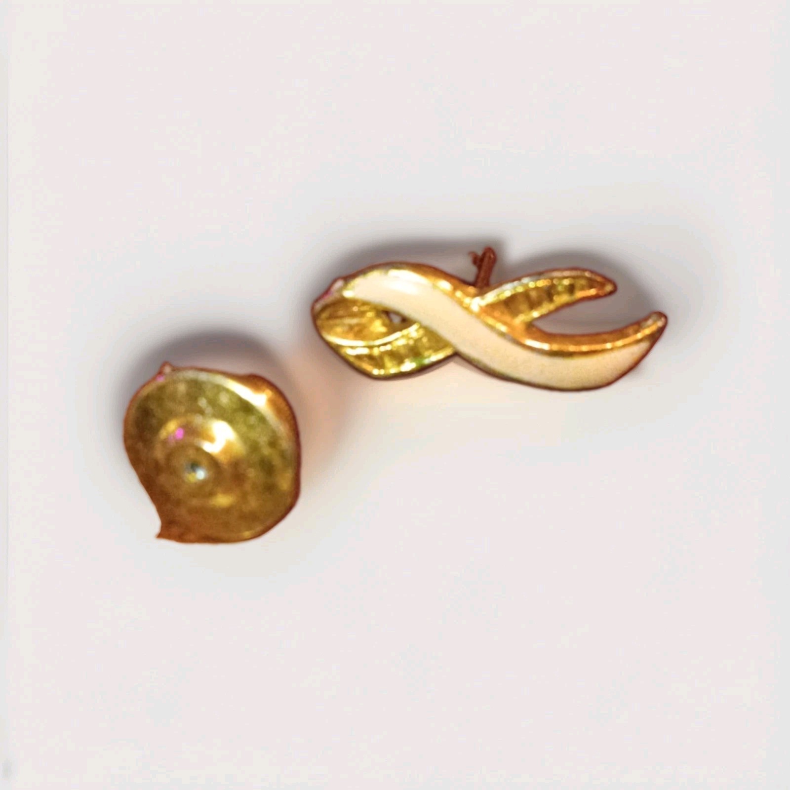 Avon Breast Cancer Awareness Pin