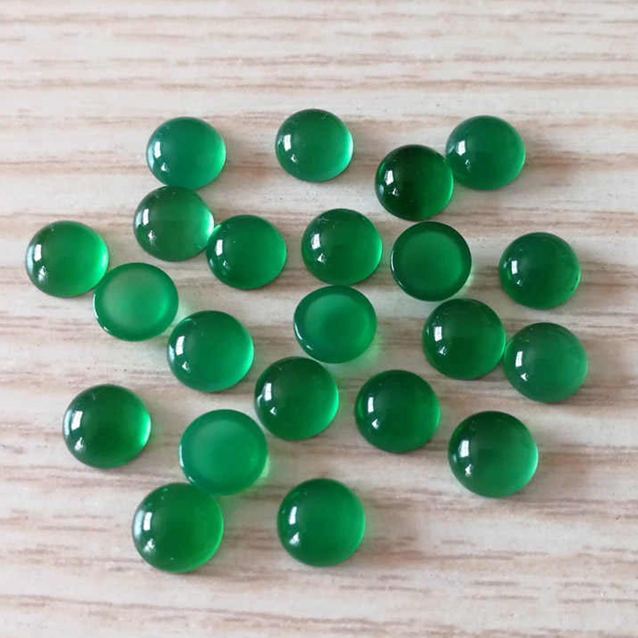 Green Onyx Round Cabochon 3mm to 25mm Wholesale Gemstone