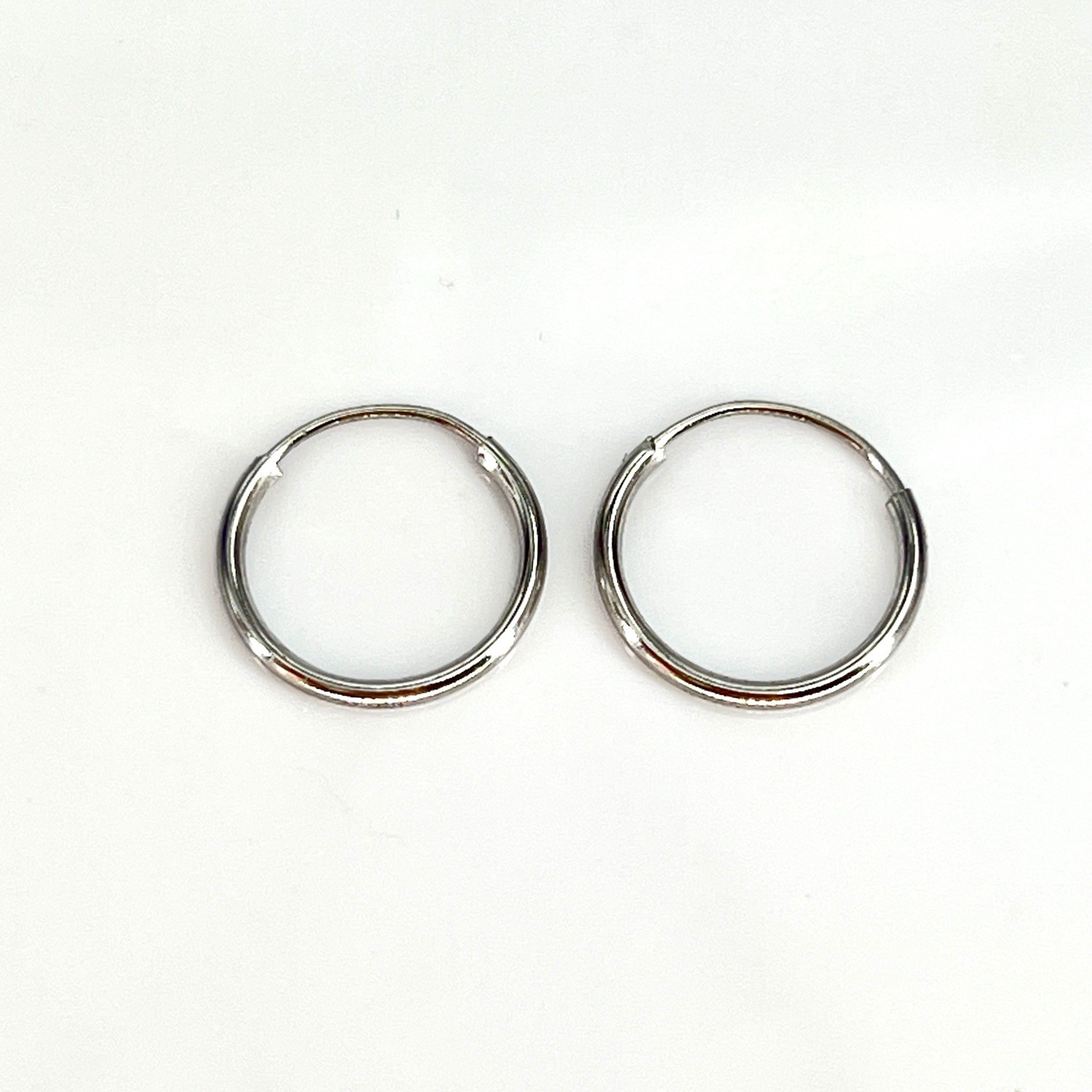 14K White Gold Small 10mm Endless Hoop Earrings .20g – New