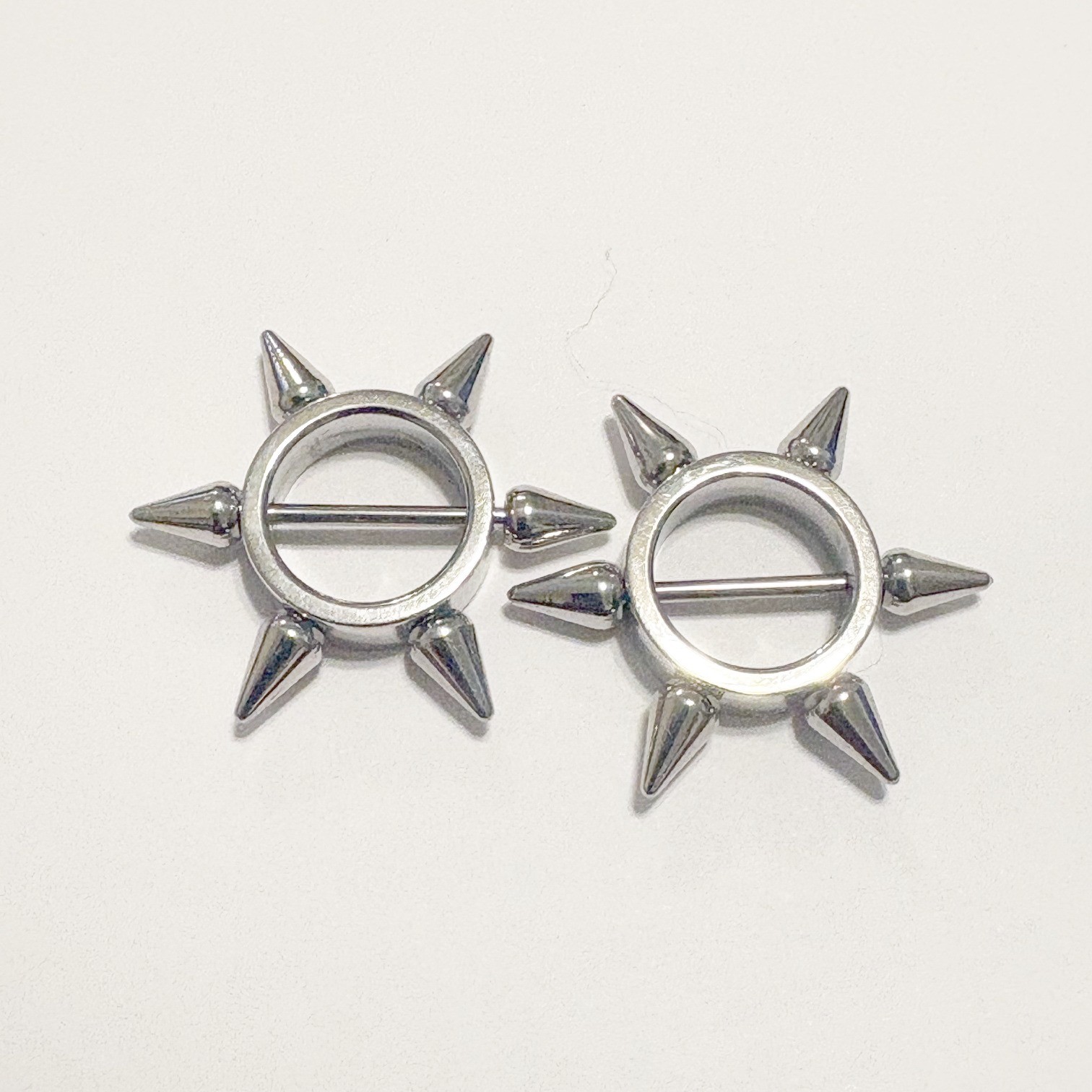 PAIR Sterilized Surgical Steel Round Spikes Nipple Rounder Shield w 14g Barbells
