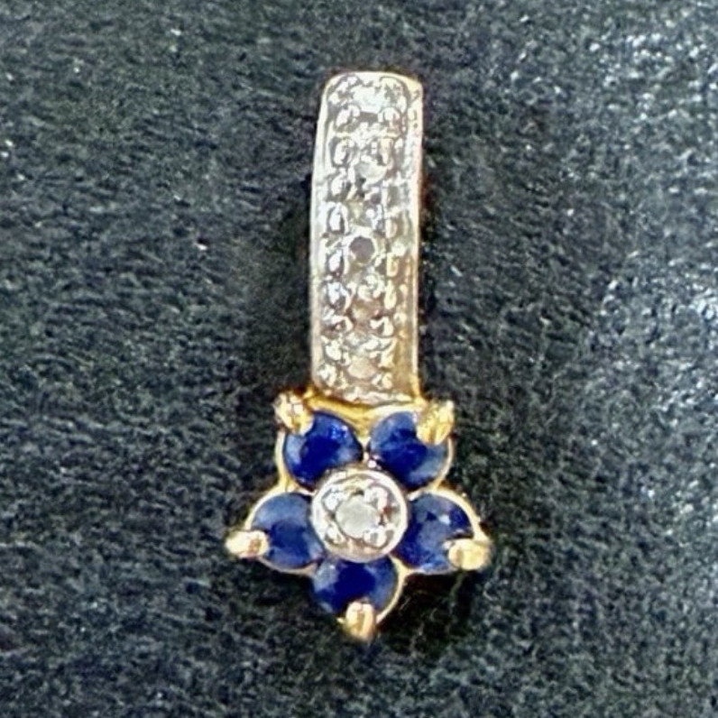 10K Vintage Multi Tone Gold Blue Sapphire & Diamond Floral Pendant