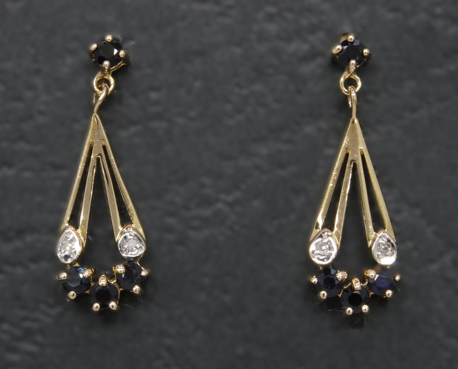 9 Carat Yellow Gold Sapphire & Cubic Zirconia Drop Earrings (80.26.632)