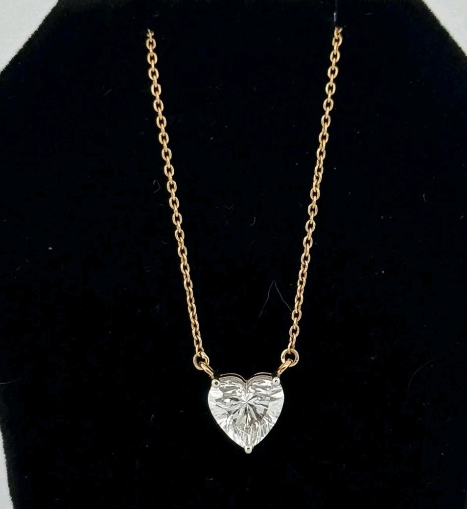 9 Ct Certified Treated Gorgeous Triple Layered White Diamonds Pendant.925 Silver