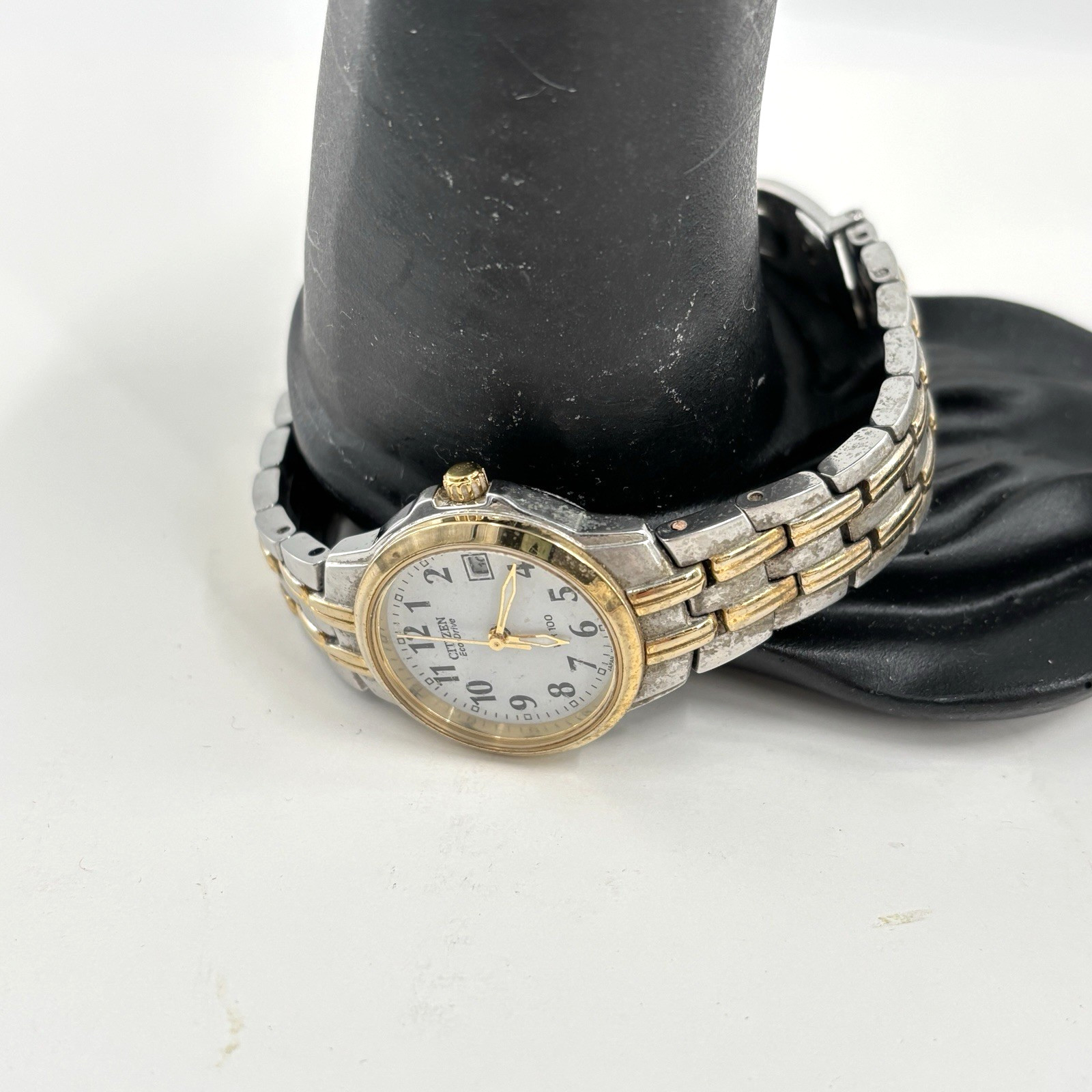Citizen EW1544-53A Women’s Eco-Drive Stainless Steel Watch 26mm Two-Tone Works