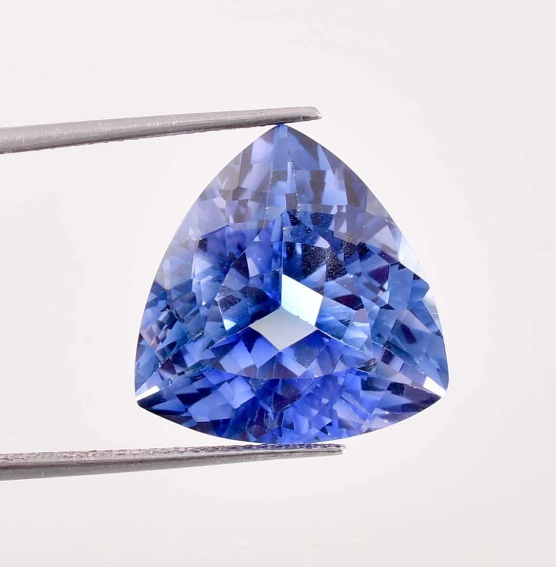 Natural Flawless 14 x 14 mm Ceylon Blue Sapphire Loose Gemstone (GIT Certified)