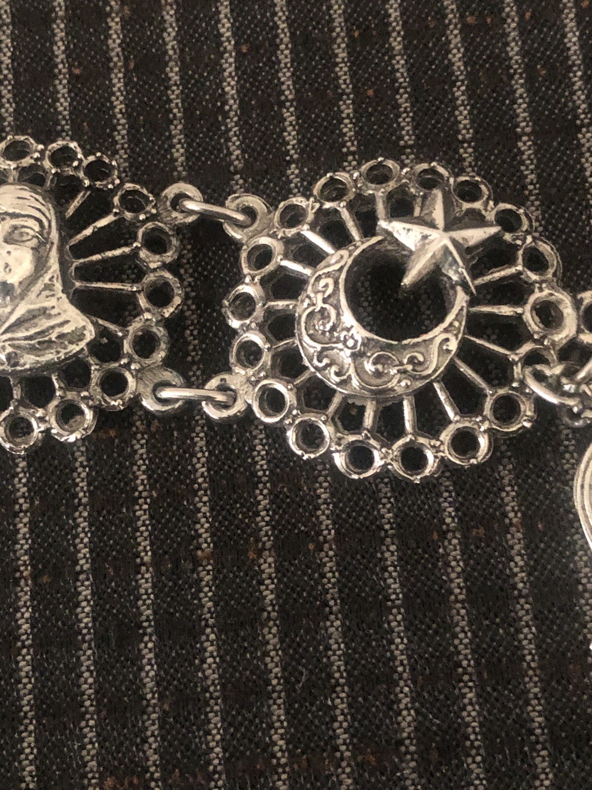 Vintage Moroccan Souvenir Du Maroc Panel Bracelet 70’s-80’s Silver Tone