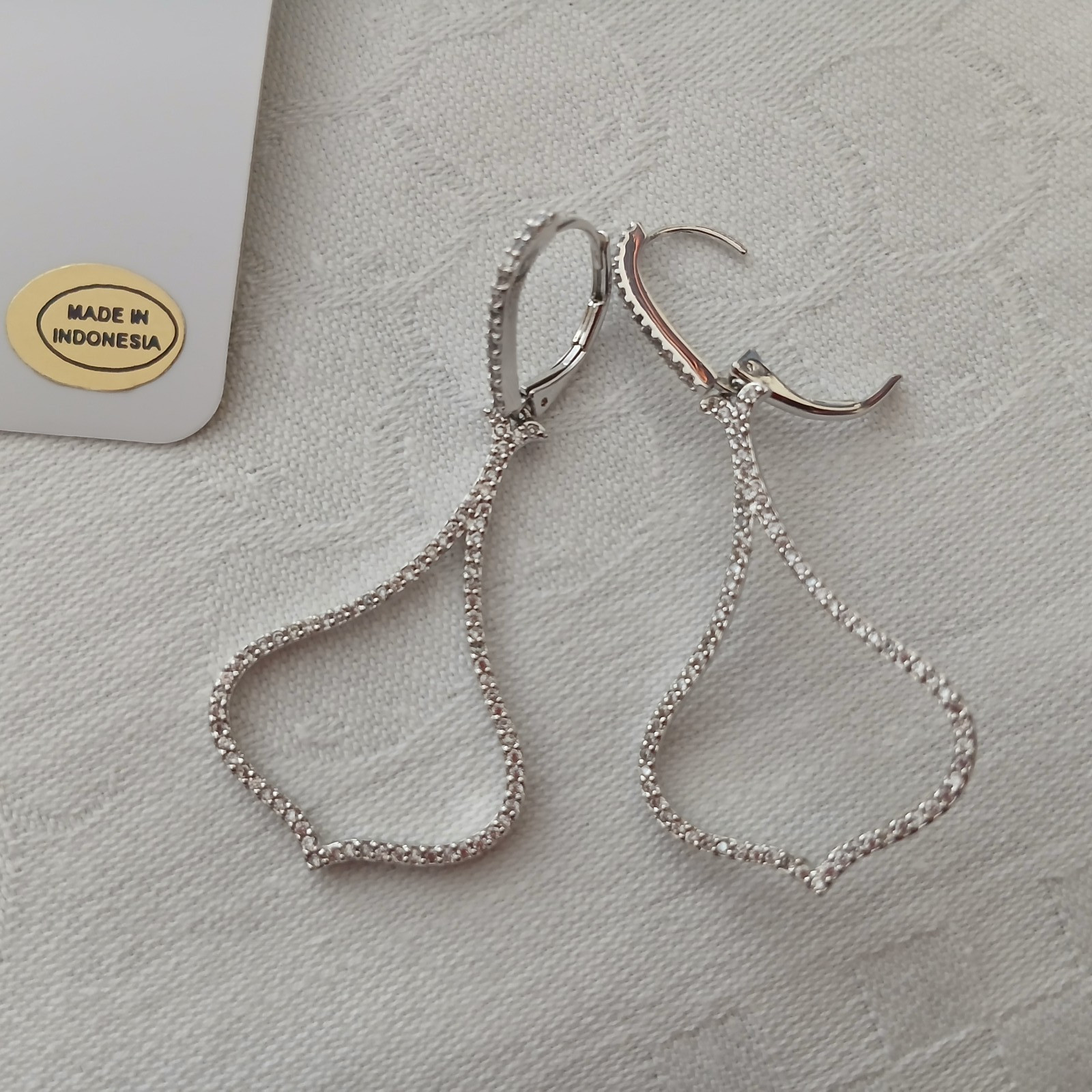 2 Pairs Cubic Zirconia Dangle Drop Earrings in Silver