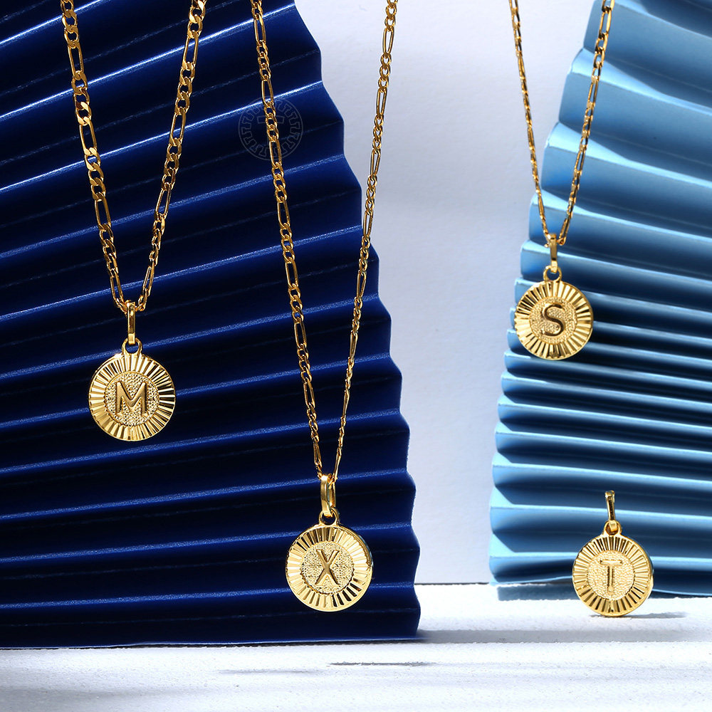 18″ New Gold Plated Initial Letter Necklace Pendant Stainless Steel Figaro Chain