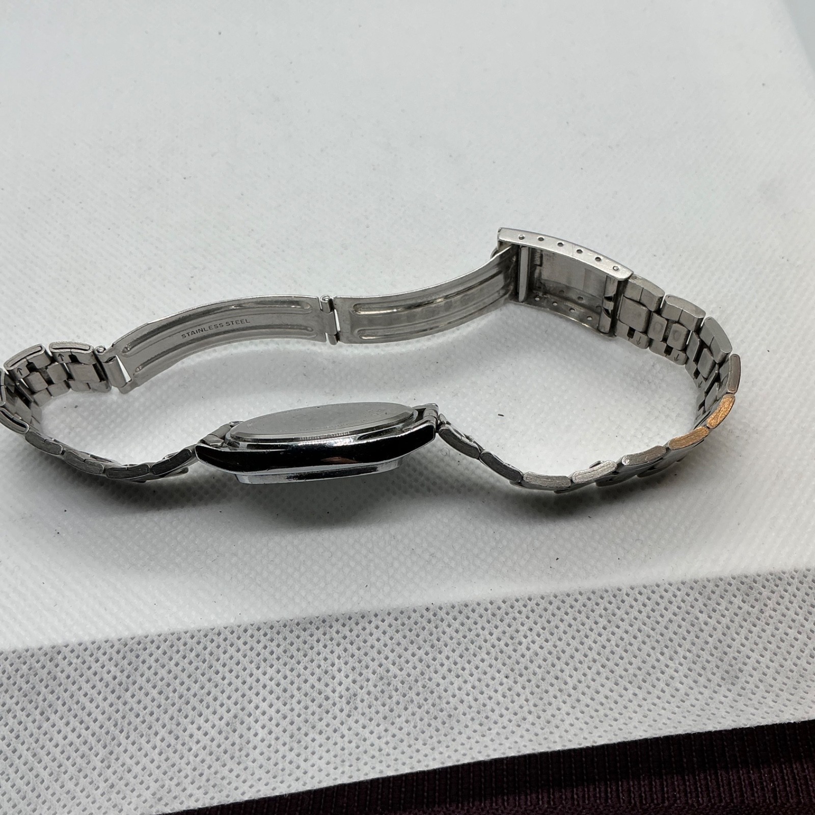 Vintage Pulsar by Seiko32MM Y147-5009 Fits 8 Wrist NEW BATTERY RUNS PERFECTLY