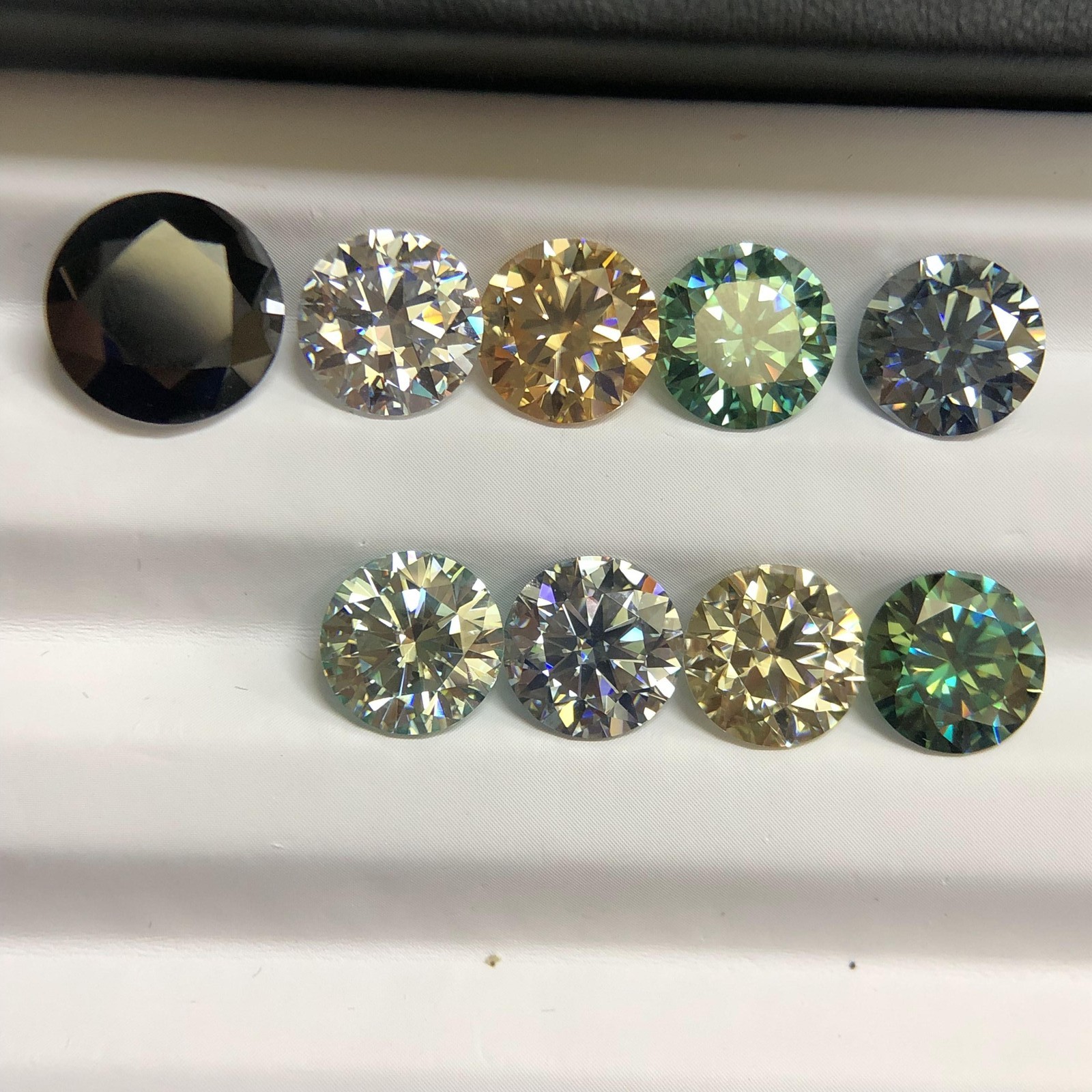 Original Color Loose Moissanite 3-12mm VVS1 Round Cut D Color GRA Certificate