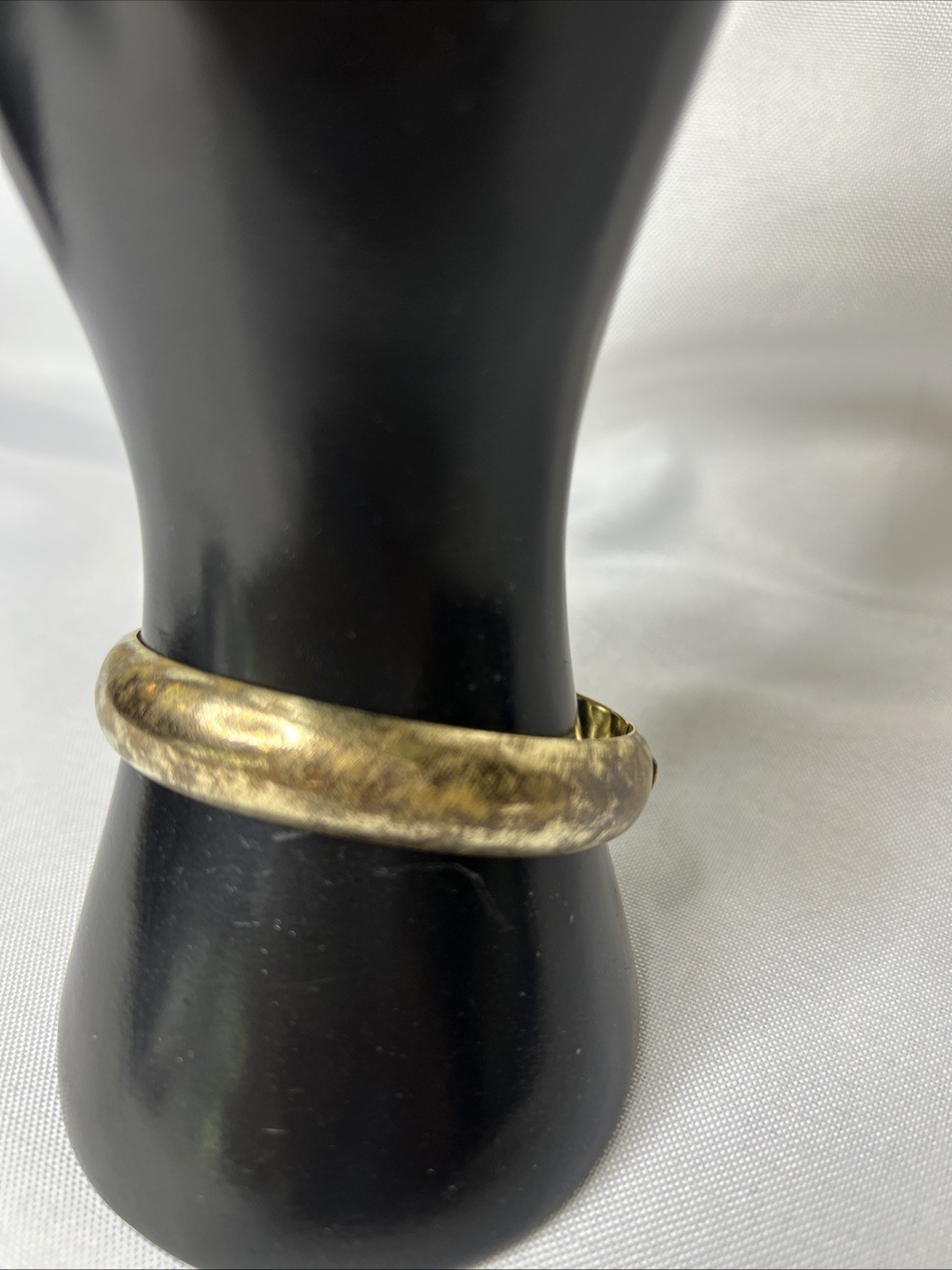 Marathon 12K GF Hinged BANGLE BRACELET – 7″