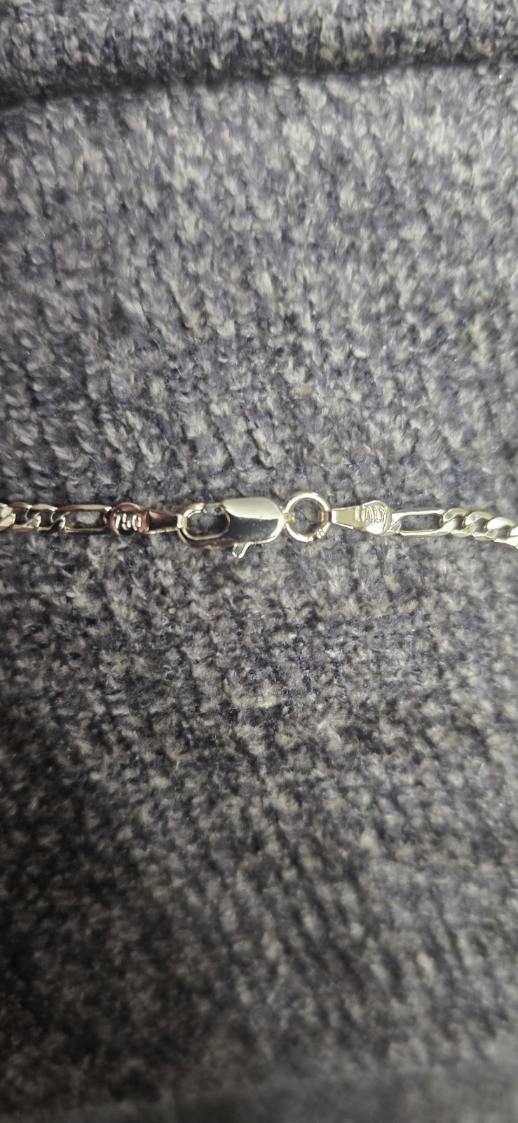 Italian 18K Yellow Gold Figaro Chain Necklace w/ Lobster Clasp 18in 2.5mm Wide
