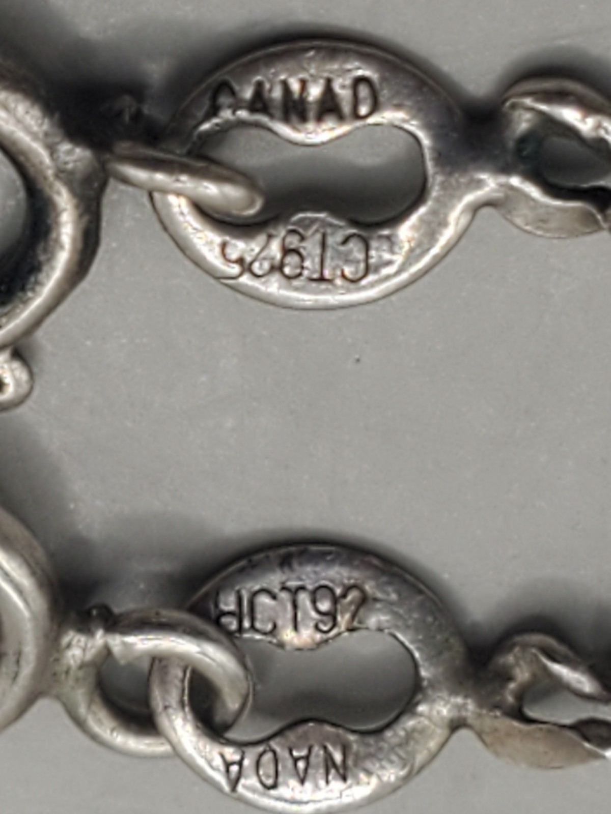925 Sterling Silver Canada HCT 16″ Chain Necklace & Matching 7″ Bracelet