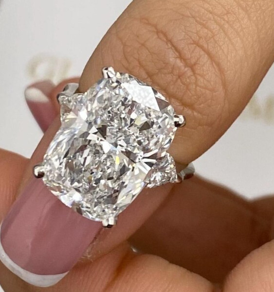 RARE 10.30 Ct Certified Cushion Diamond Solitaire Ring, FREE Diamond Studs