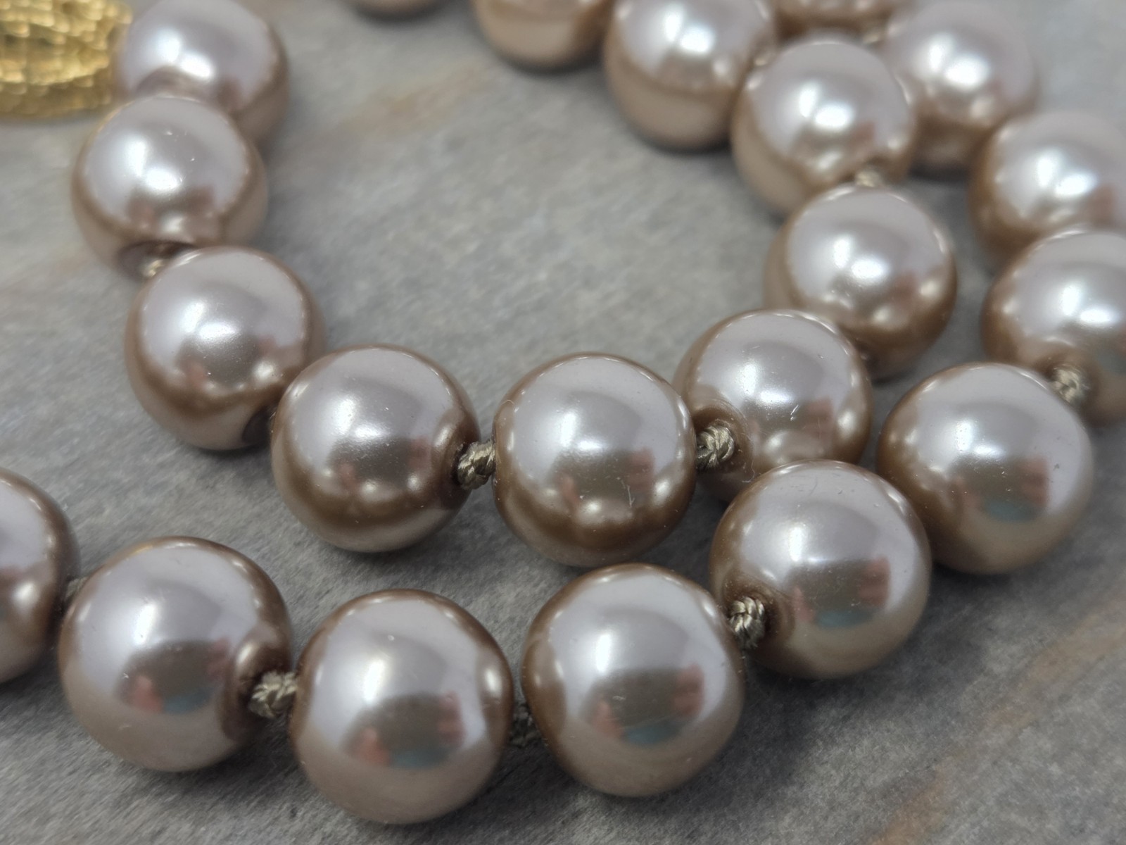 Taupe Faux Pearl Necklace 17 Inches Knotted 8mm Beads Vintage Sheen Unsigned