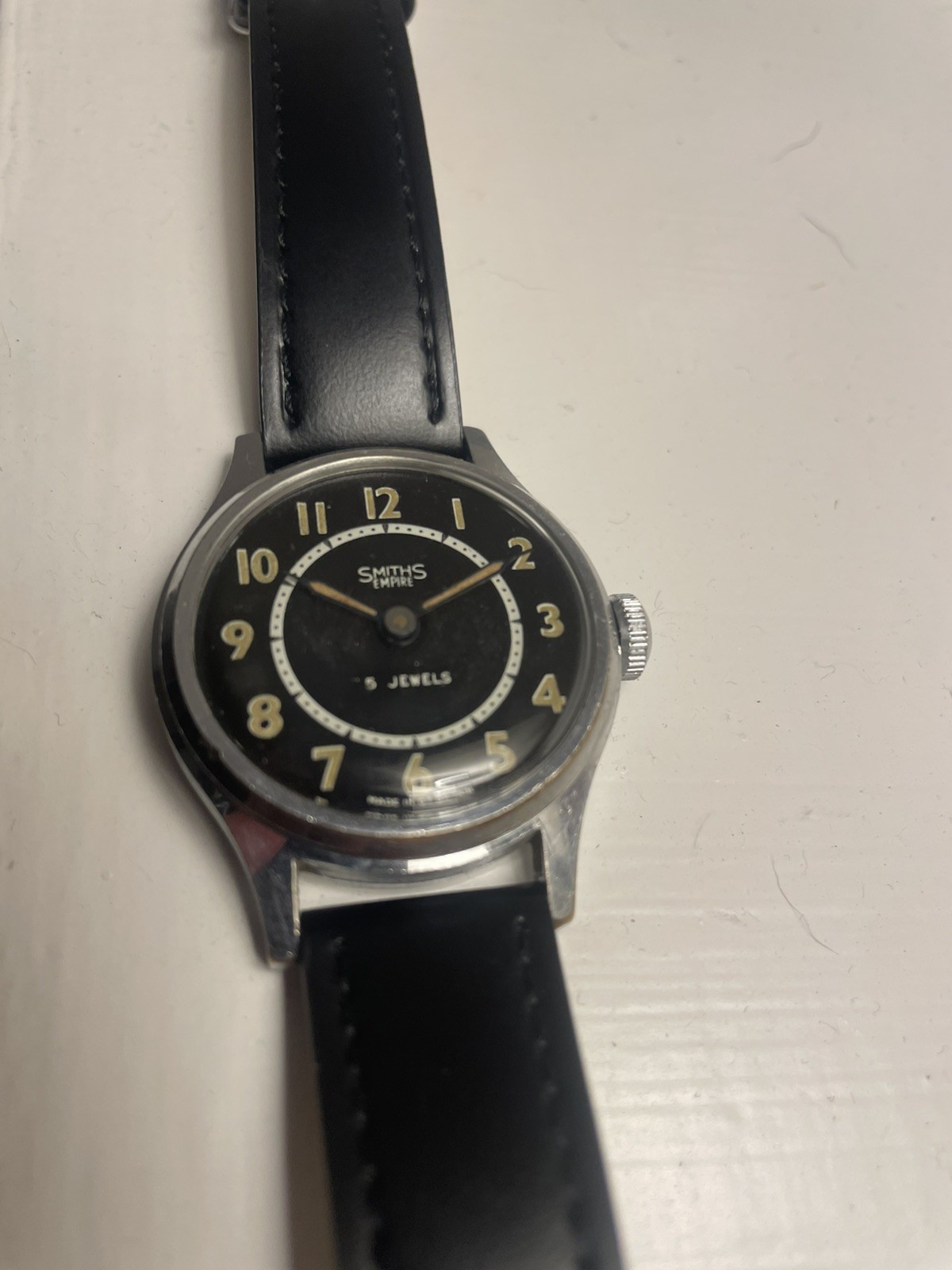 VINTAGE SIMTHS MILITARY WATCH MADE IN GREAT BRITAIN