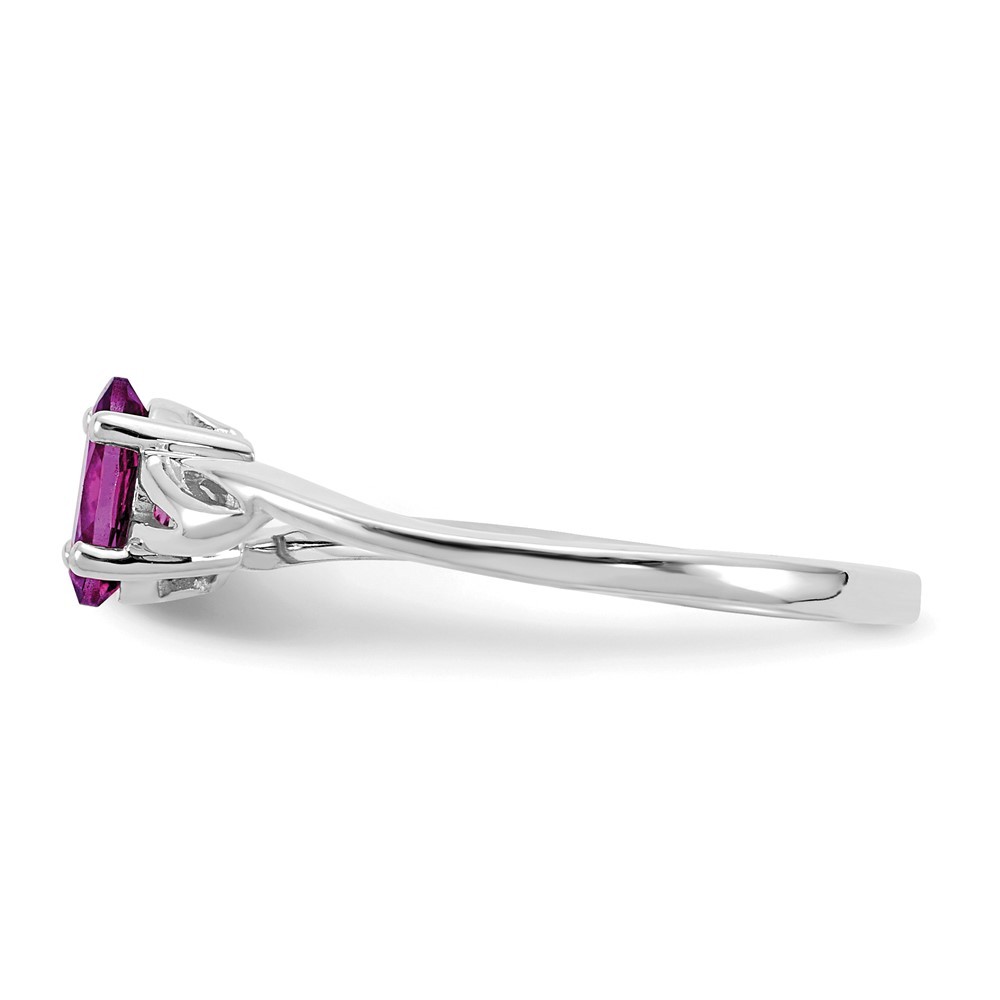 10k White Gold Garnet Engagement Ring Size 7