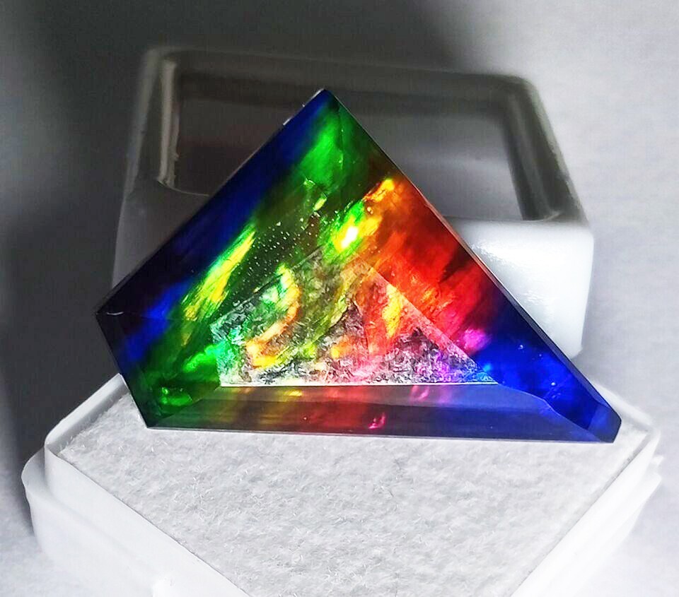 Opal-Like Organic Natural Ammolite 30-32 Ct Loose EGL Certified Doublet Gemstone